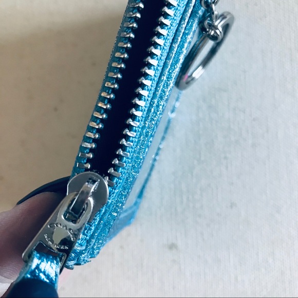 15% off 🥳🌟🎉HP!! Coach ID holder. - Picture 4 of 4